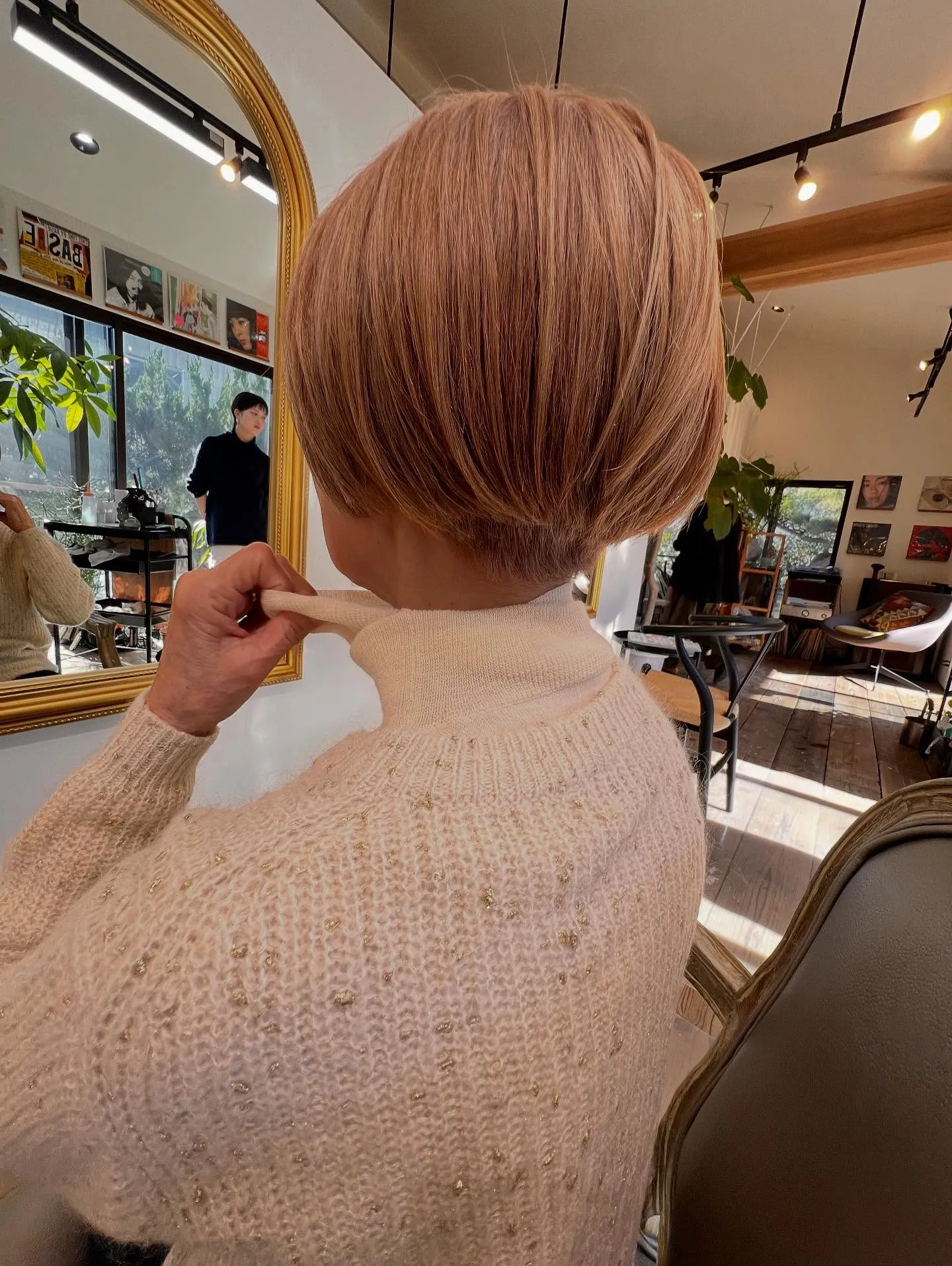 白髪をいかした、明るめのヘアカラー✨✨